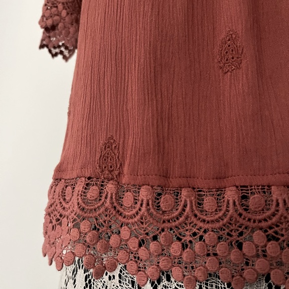 American Eagle Boho Off-The Shoulder Top - Picture 3 of 5